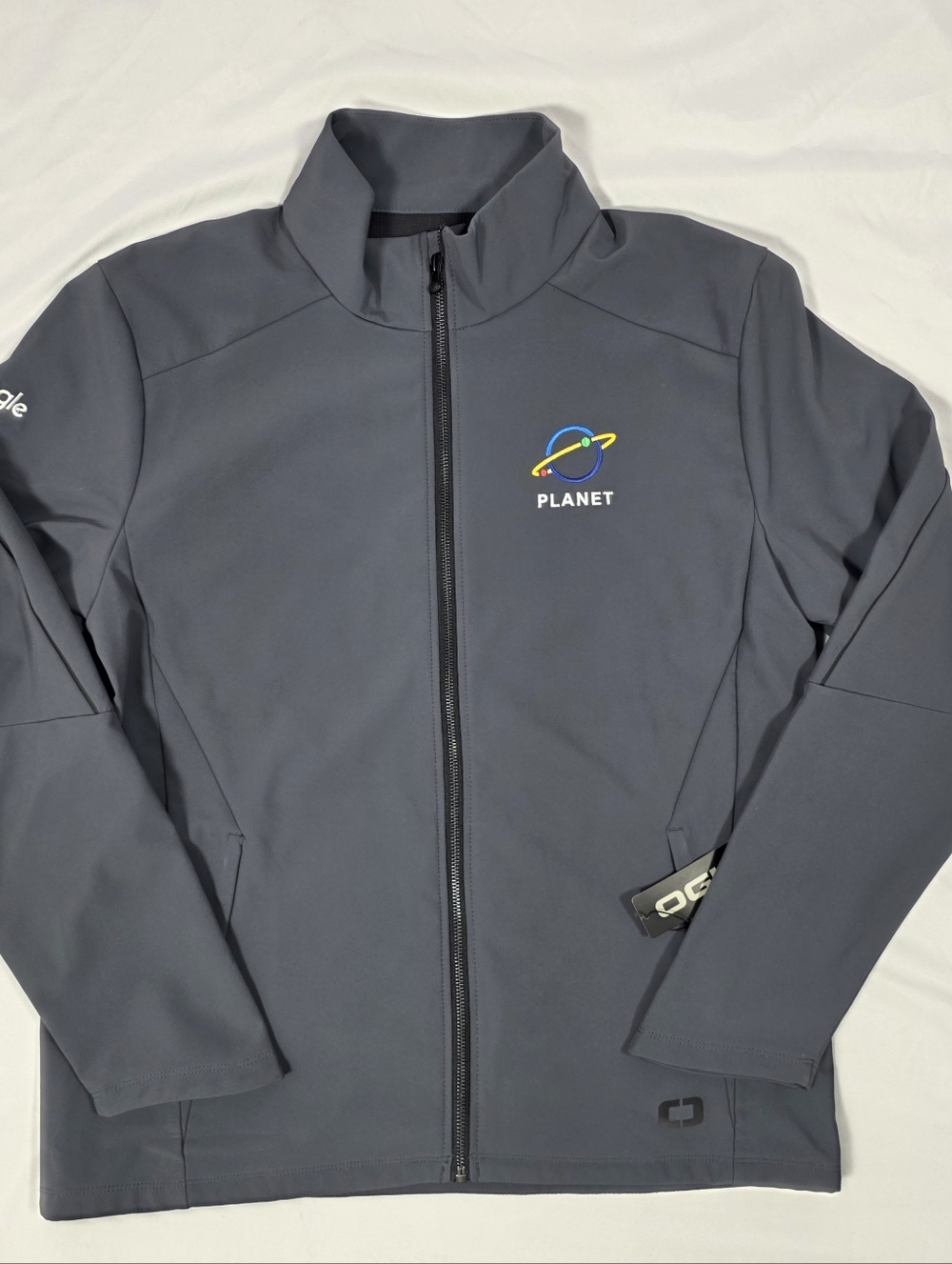 OGIO Men's Gray Softshell Jacket Full Zip Embroidered Logo Size L Outdoor